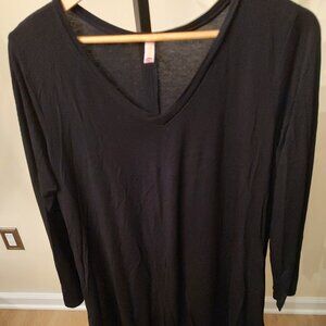 Popana Long Sleeve Black Tunic Shirt - Size 2X